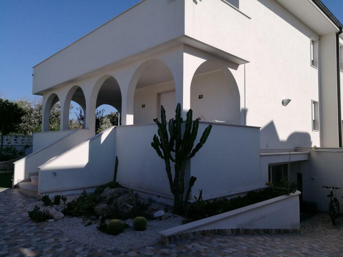 Villa Buenavista Torre Santa Sabina Exterior photo